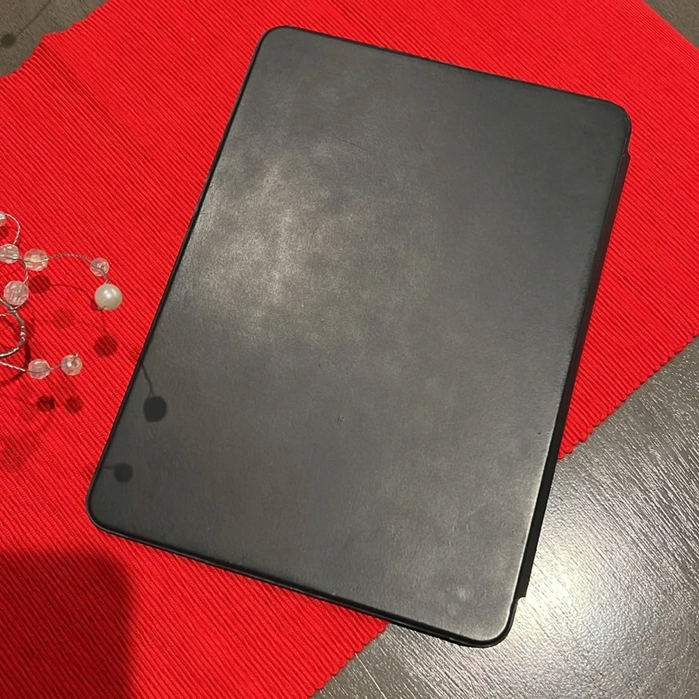 iPad 13” Keyboard Case Cover